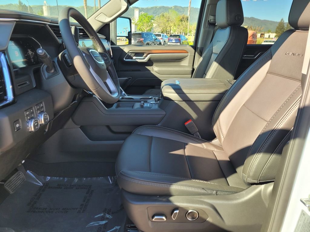 New 2026 GMC Sierra 2500 Denali w/ Max Trailering Package image 11
