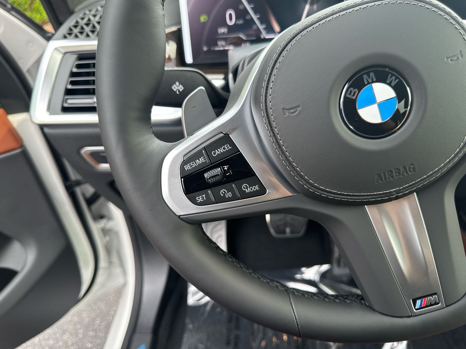 New 2027 BMW X7 xDrive40i w/ M Sport Package AWD/4WD image 22
