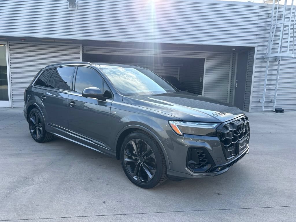 New 2026 Audi Q7 Premium Plus AWD/4WD image 3