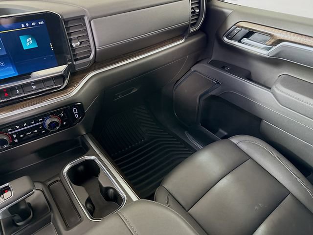 Used 2026 Chevrolet Silverado 1500 LT w/ Leather Package AWD/4WD image 25