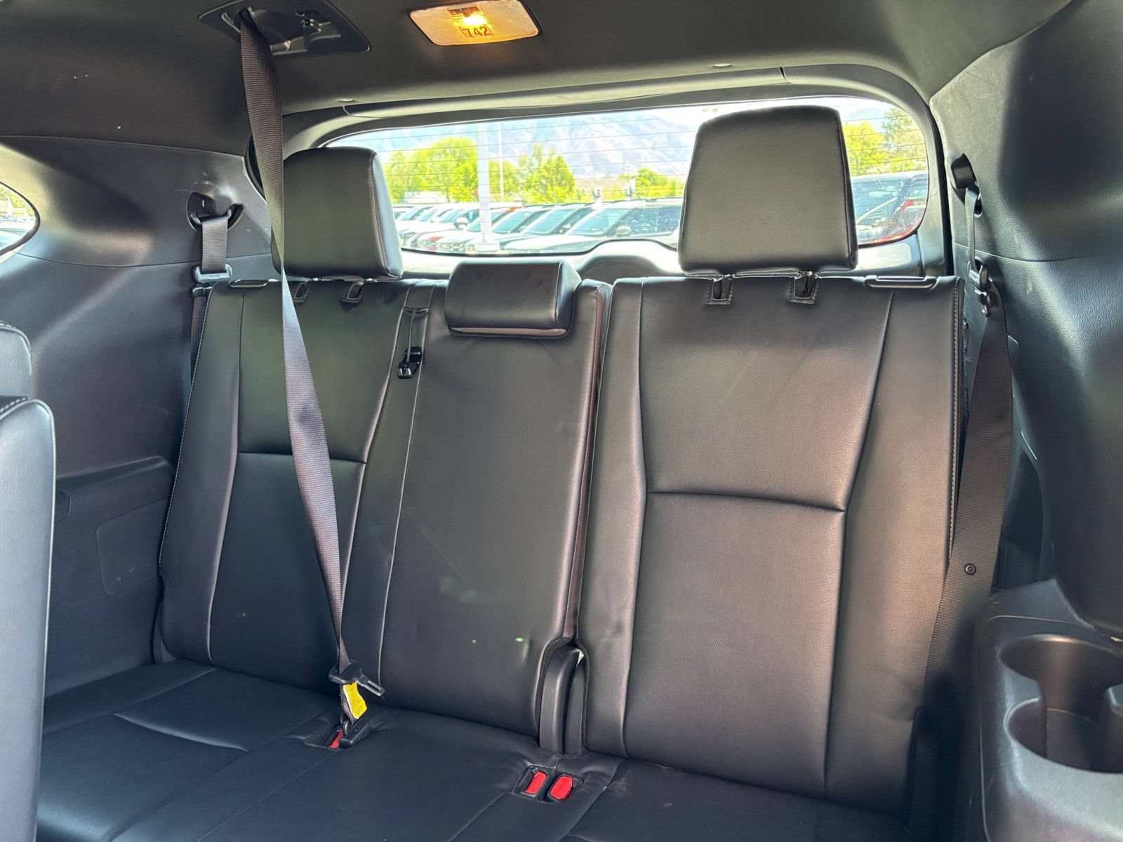 Used 2025 Toyota Highlander XSE AWD/4WD image 26