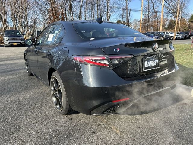 New 2025 Alfa Romeo Giulia AWD w/ Driving Assist Package image 6