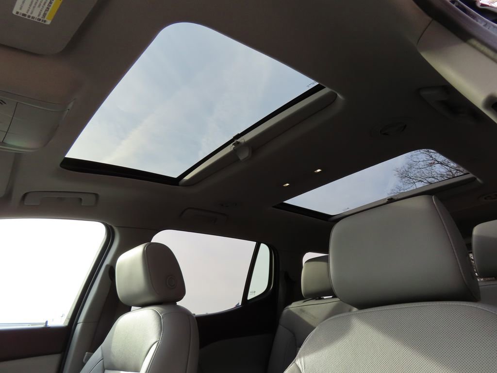 Used 2017 GMC Acadia SLT image 5