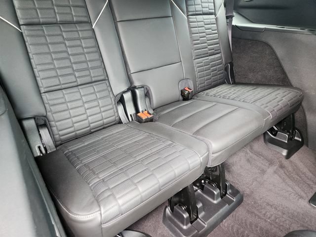 Used 2023 Cadillac Escalade Sport Platinum w/ Heavy-Duty Trailer Package AWD/4WD image 24