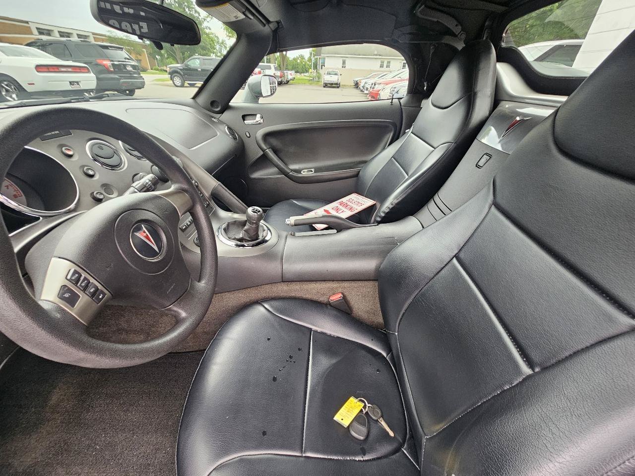 Used 2007 Pontiac Solstice Convertible w/ Preferred Package RWD image 19