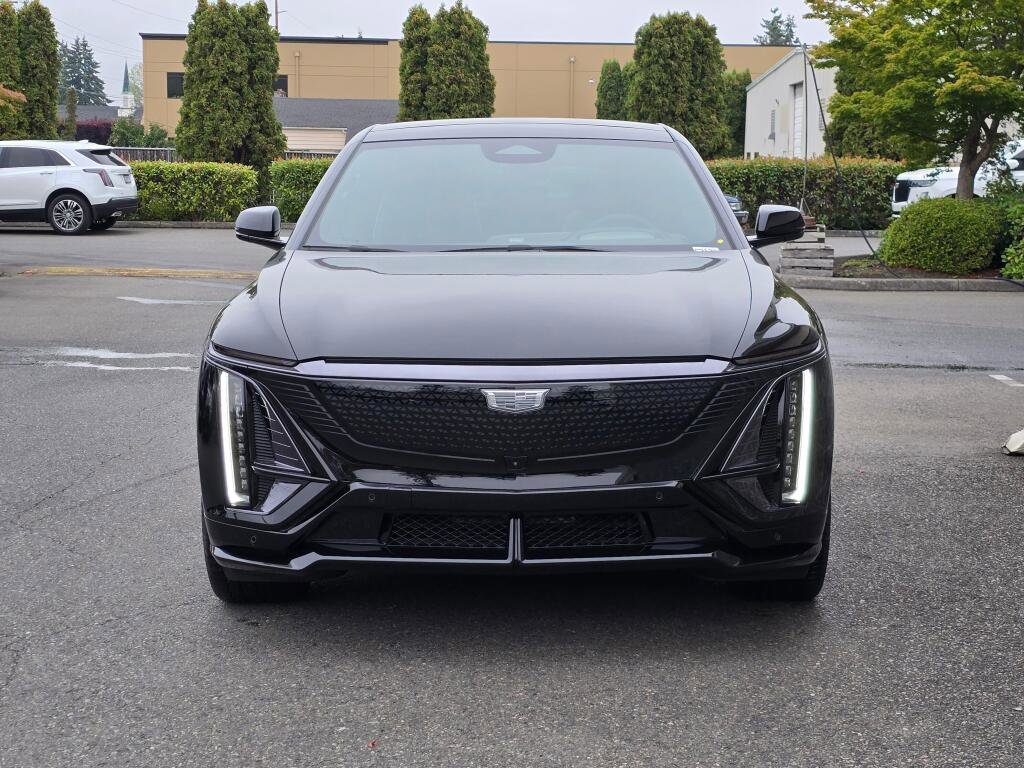 New 2026 Cadillac Lyriq V image 11