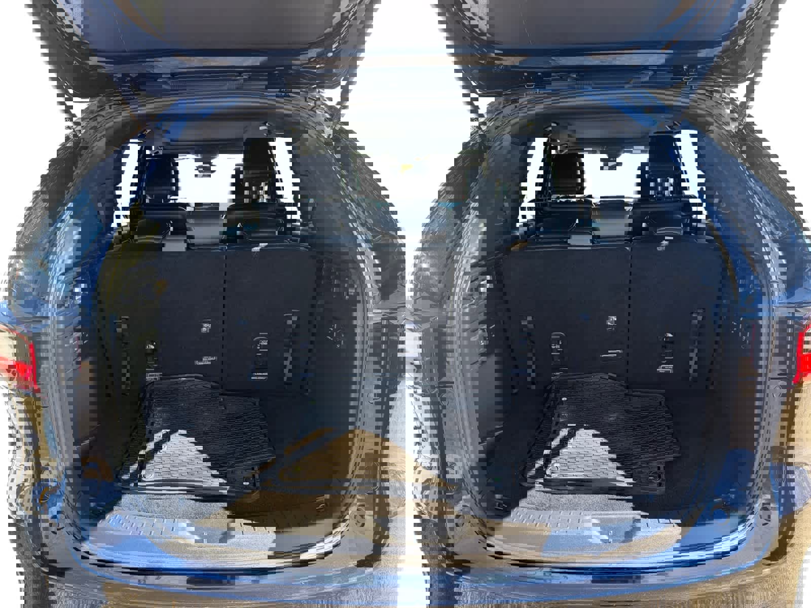 Used 2024 MAZDA CX-90 Plug-In Hybrid w/ Premium Plus image 4