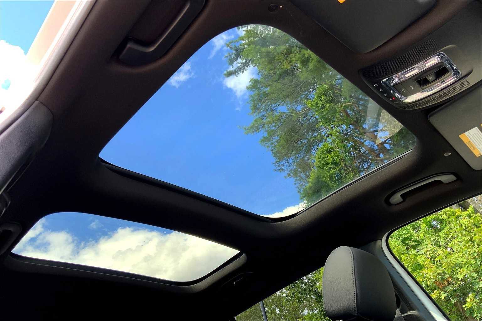 Certified 2026 Mercedes-Benz GLB 250 GLB 250 image 11