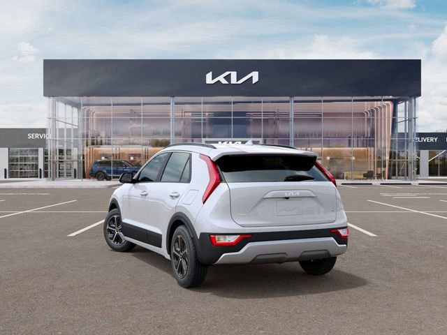 Certified 2025 Kia Niro LX image 4