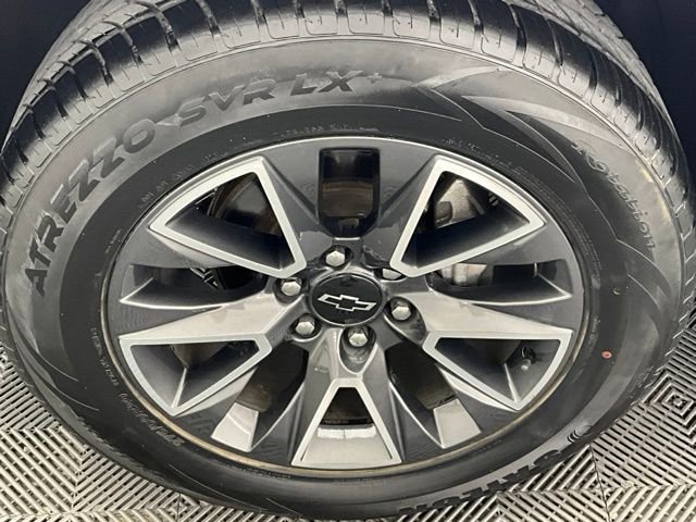 Used 2022 Chevrolet Suburban Z71 image 27