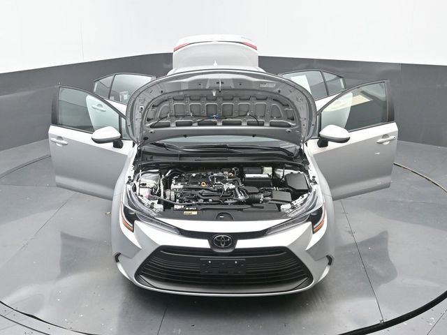 Used 2026 Toyota Corolla LE image 32