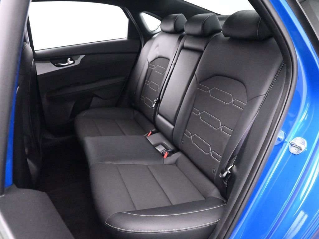 Used 2023 Kia Forte GT-Line w/ GT-Line Technology Package FWD image 19