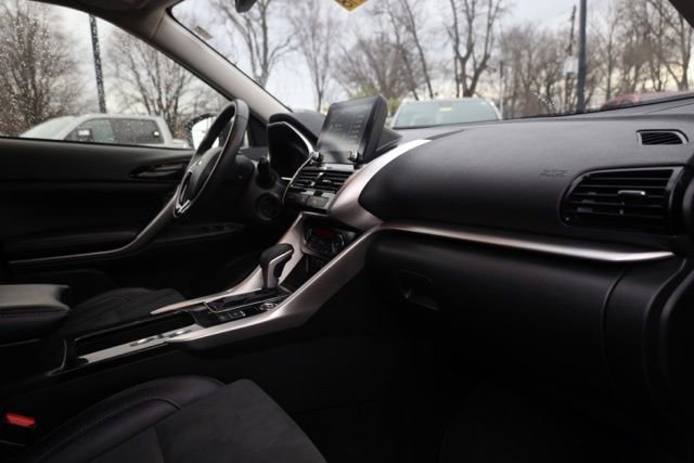 Used 2024 Mitsubishi Eclipse Cross SE image 38