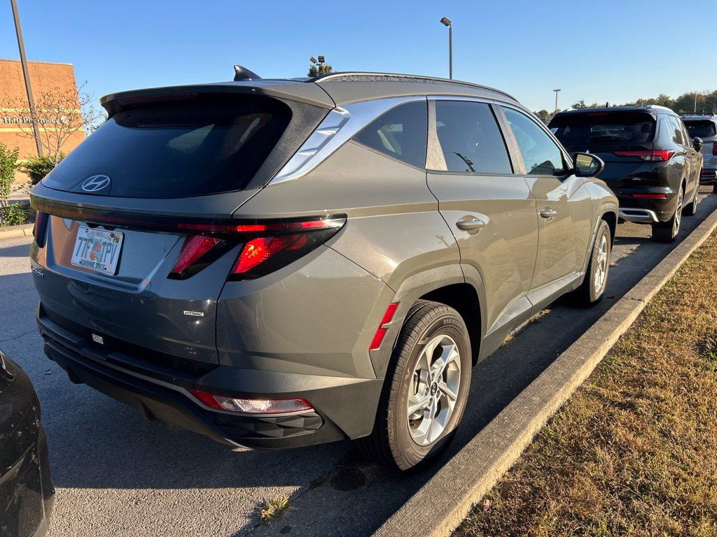Used 2024 Hyundai Tucson SEL AWD/4WD image 3