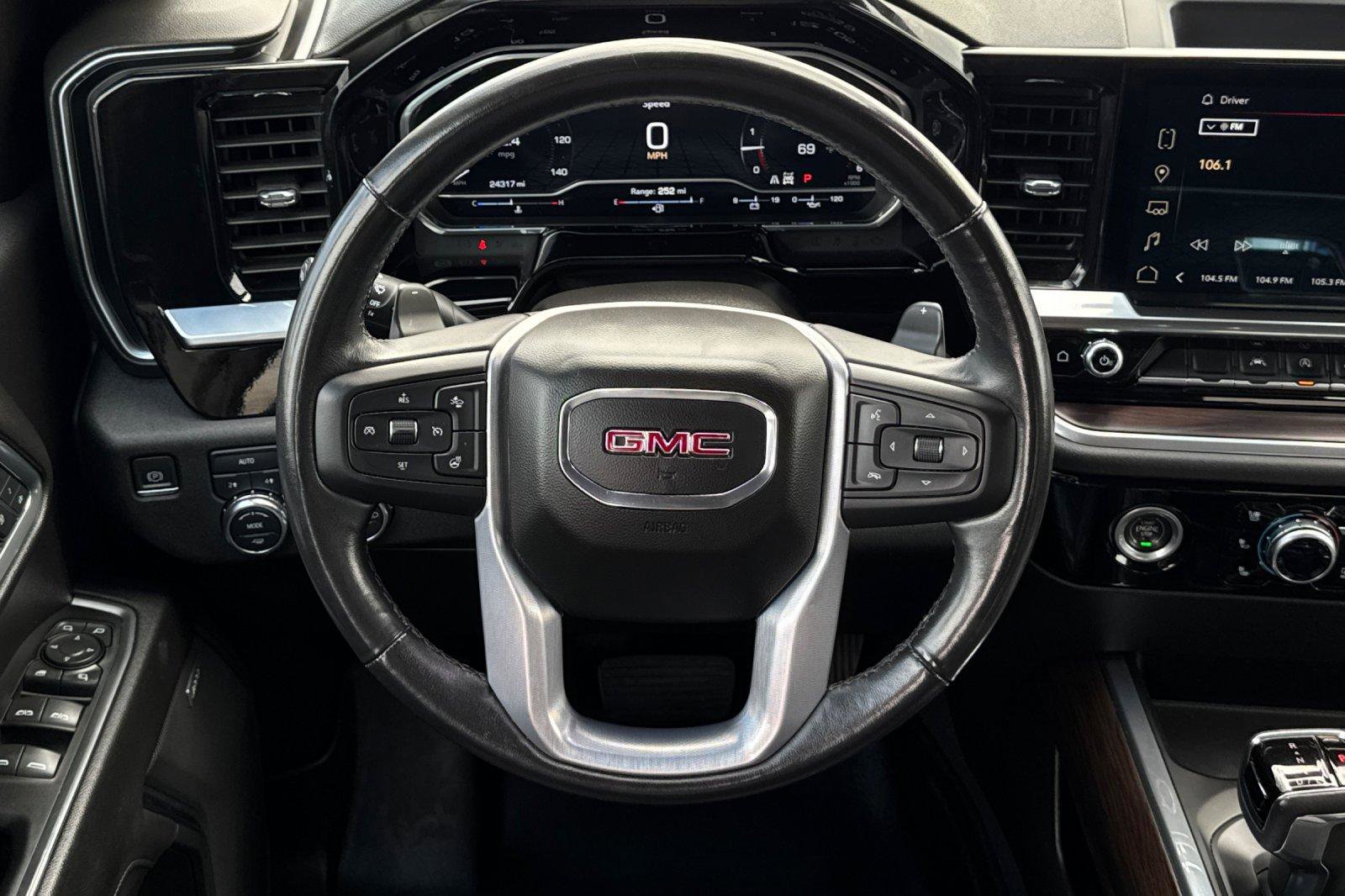 Used 2022 GMC Sierra 1500 SLT w/ SLT Convenience Package image 16