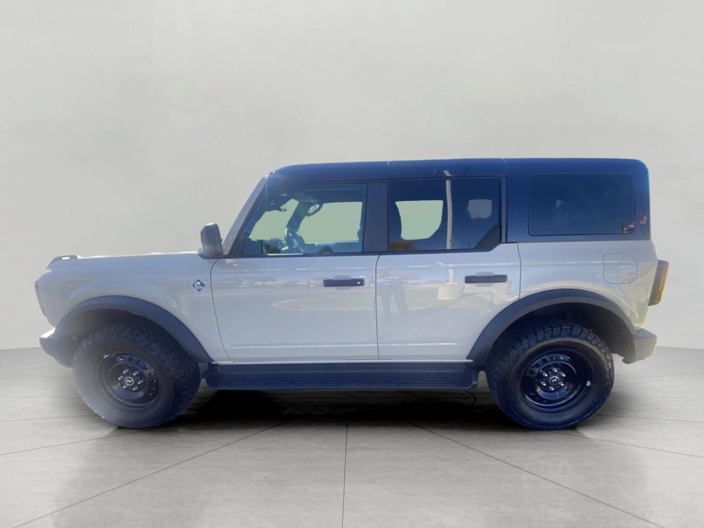 Used 2026 Ford Bronco Outer Banks w/ Black Appearance Package AWD/4WD image 7