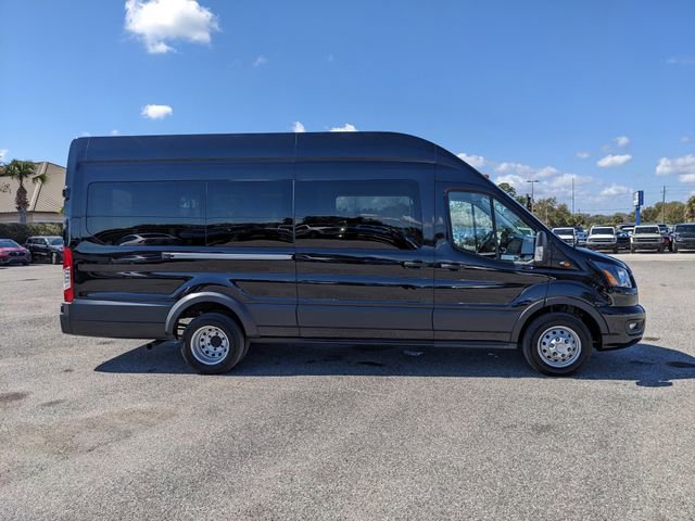 Used 2025 Ford Transit 350 XLT image 3