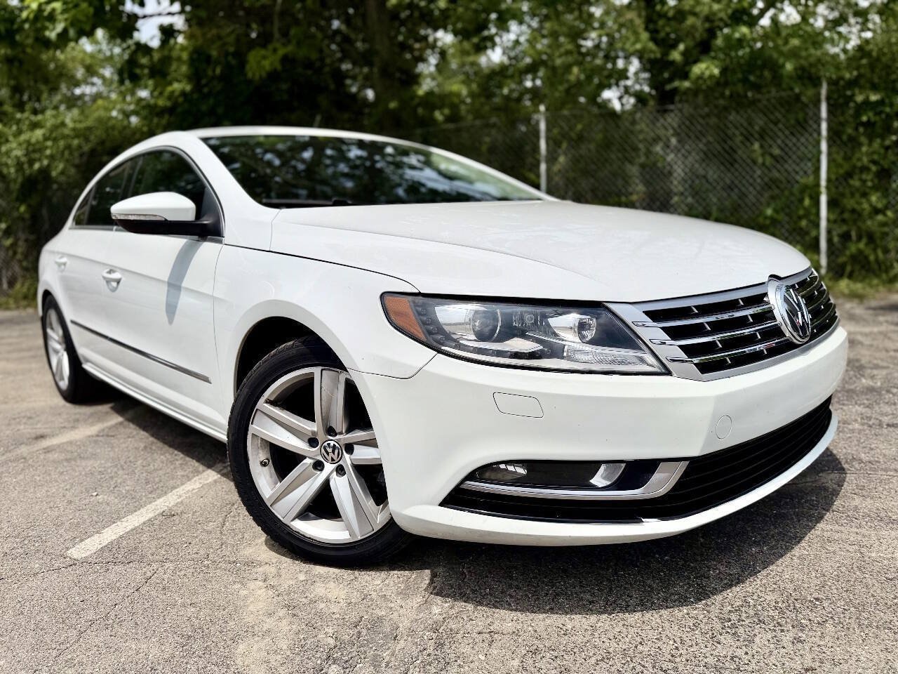 Used 2015 Volkswagen CC Sport FWD image 1