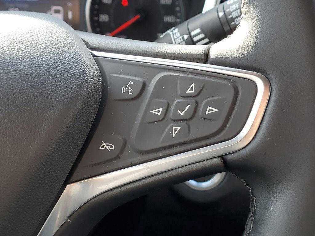 Used 2024 Chevrolet Equinox LT FWD image 10