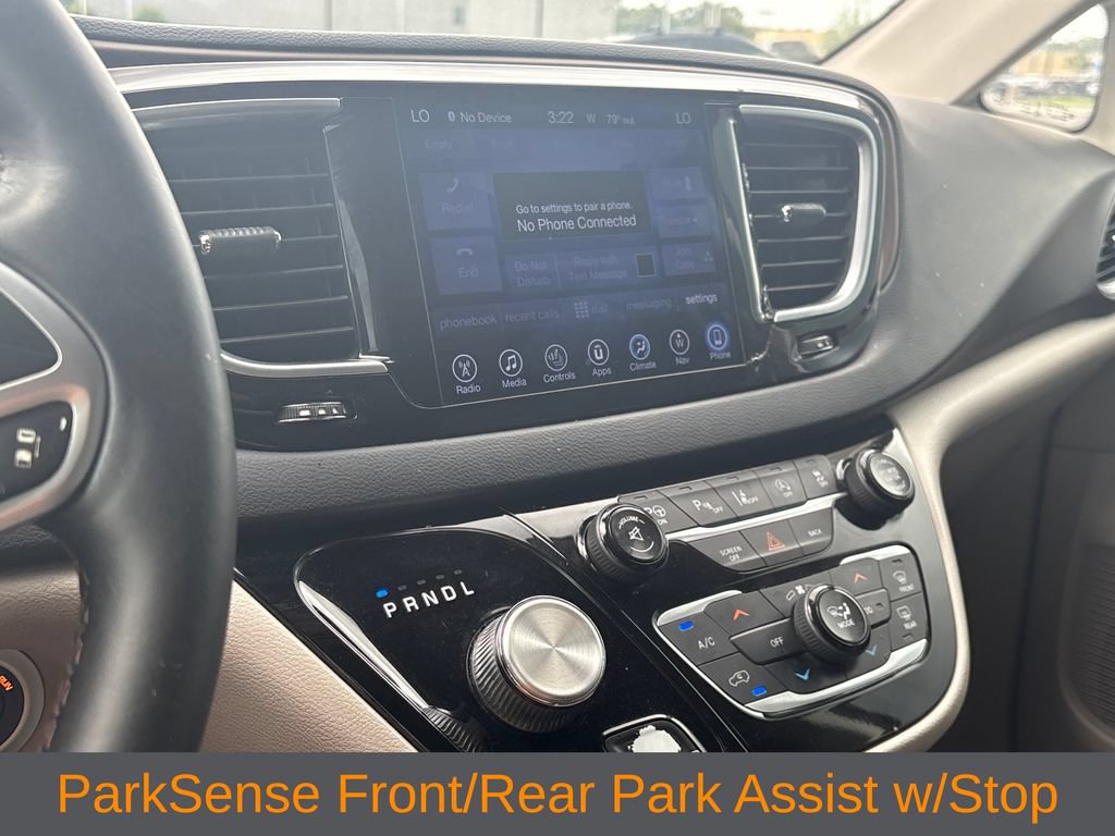 Used 2017 Chrysler Pacifica Touring-L Plus w/ Advanced Safetytec Group FWD image 17