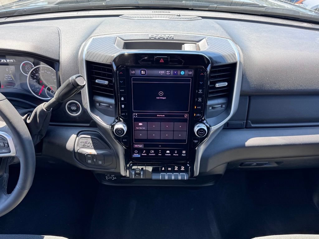 Certified 2025 RAM 2500 Big Horn AWD/4WD image 12