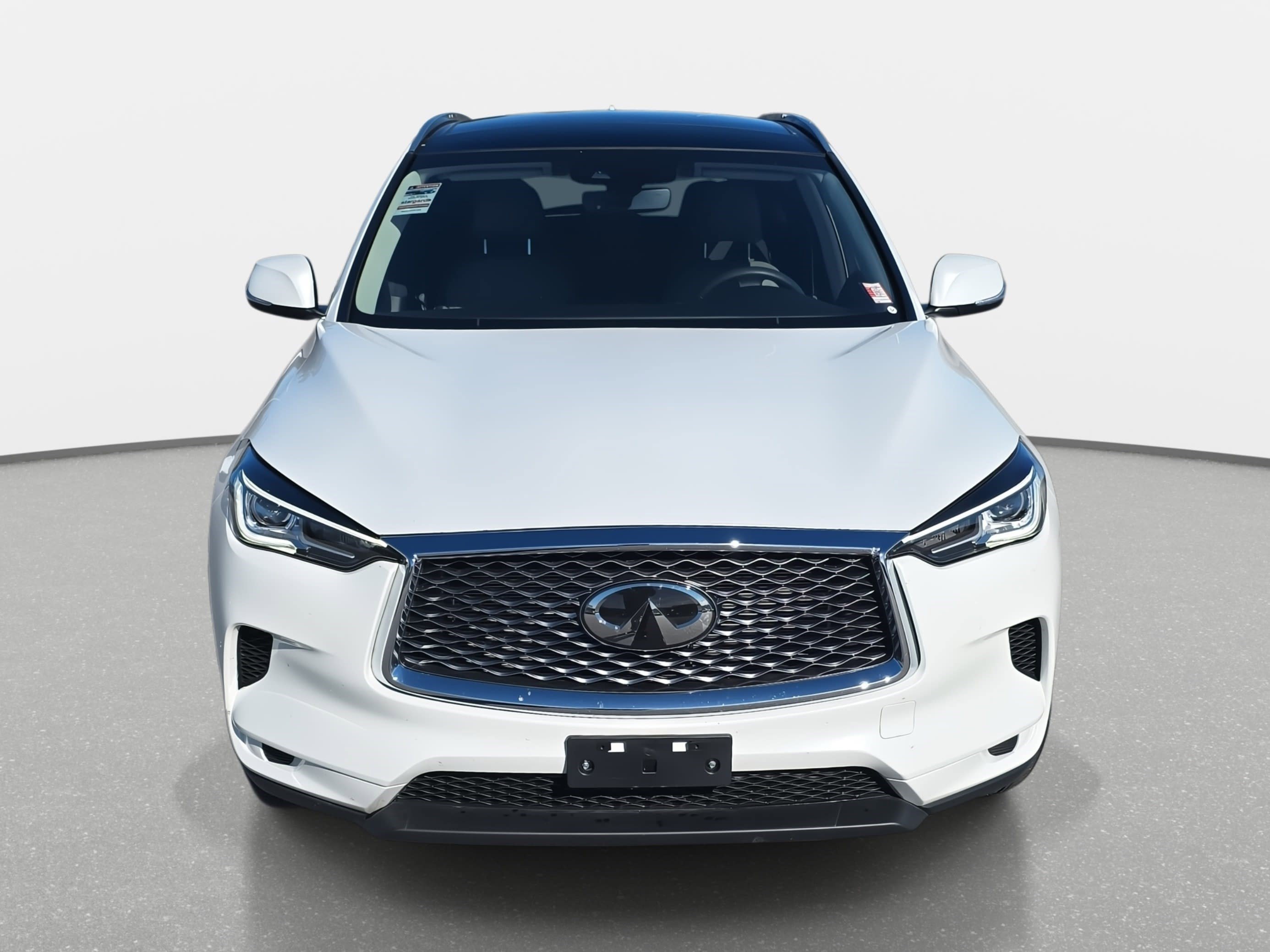 Used 2023 INFINITI QX50 Luxe image 2