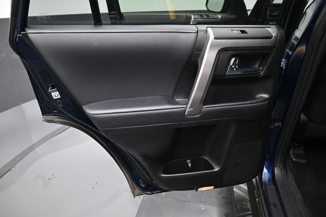 Used 2023 Toyota 4Runner SR5 Premium w/ Moonroof Package AWD/4WD image 31