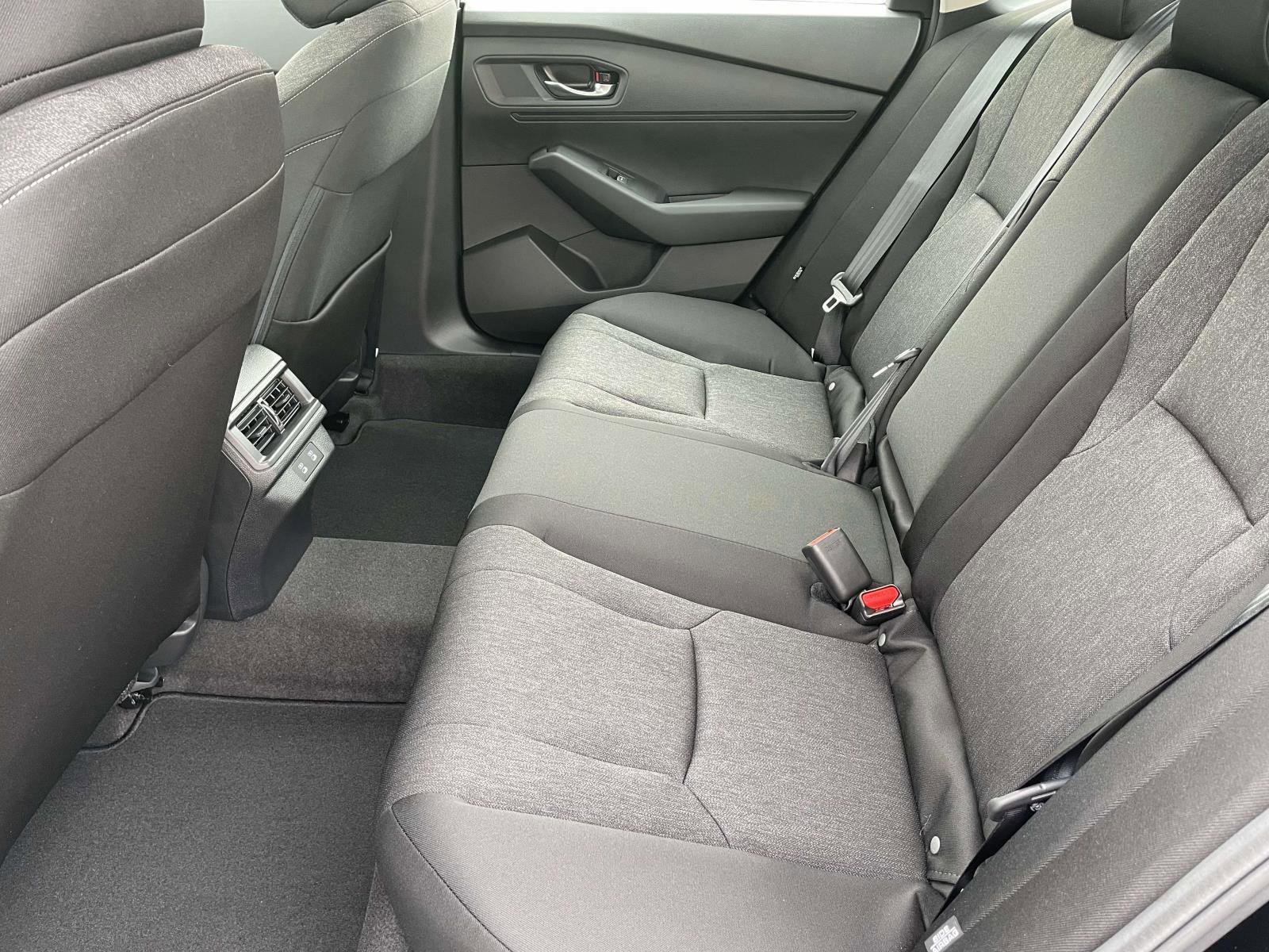 New 2025 Honda Accord SE image 3