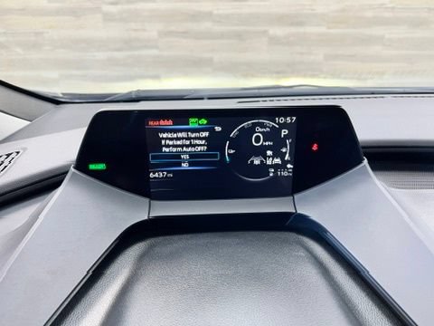 Used 2025 Toyota Prius Plug-In Hybrid FWD image 4