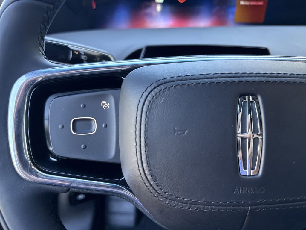 Used 2024 Lincoln Nautilus Reserve w/ Jet Appearance Package (87T) image 24