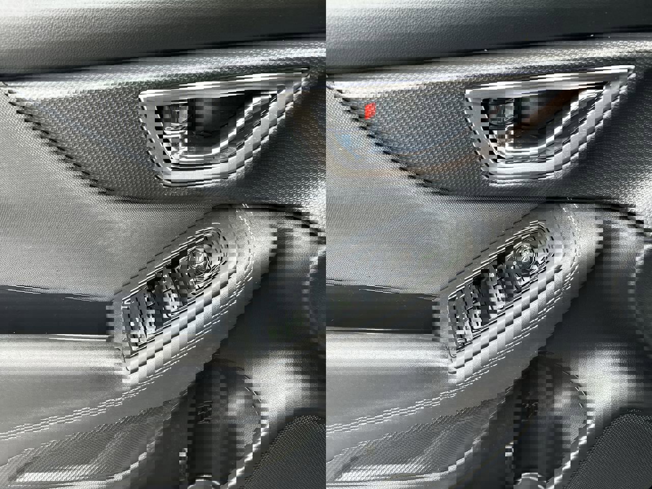 Used 2022 Subaru Forester Premium image 20