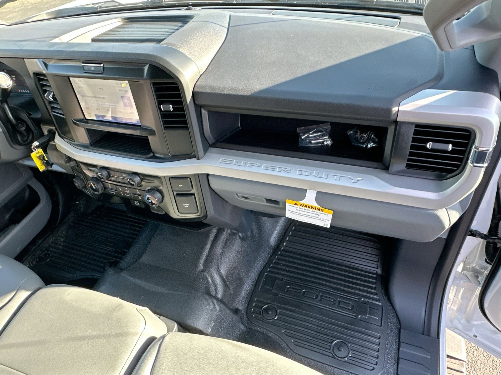 New 2026 Ford F550 4x4 Crew Cab Super Duty w/ XL Chrome Package image 39