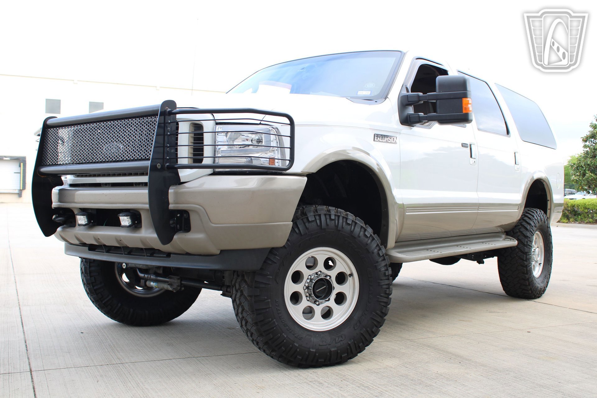 Used 2004 Ford Excursion Eddie Bauer image 25