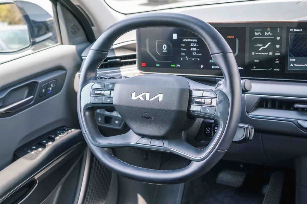 Certified 2024 Kia EV9 Wind AWD/4WD image 14