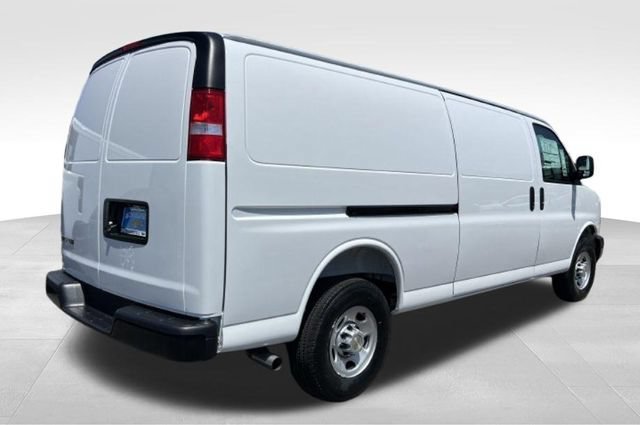 New 2025 Chevrolet Express 2500 Extended w/ Driver Convenience Package RWD image 4