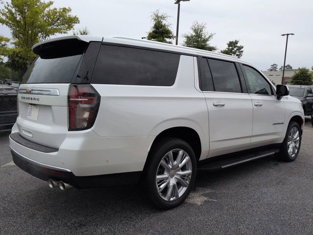 Used 2024 Chevrolet Suburban High Country w/ Advanced Technology Package AWD/4WD image 4