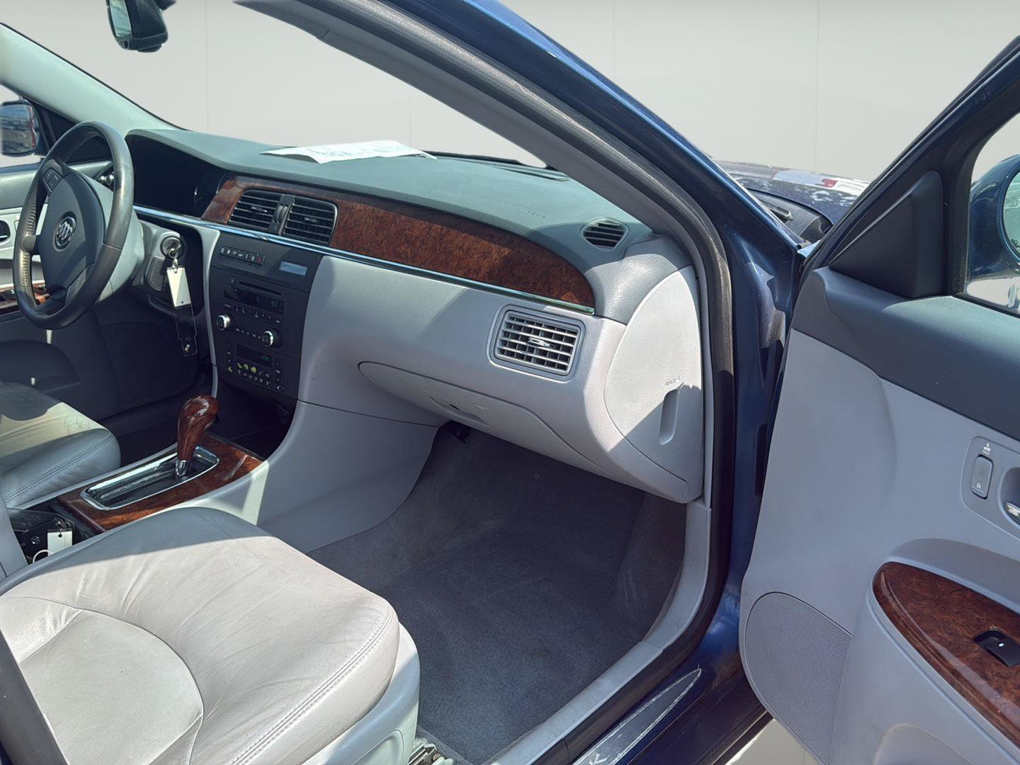 Used 2005 Buick LaCrosse CXL w/ Gold Convenience Package FWD image 14