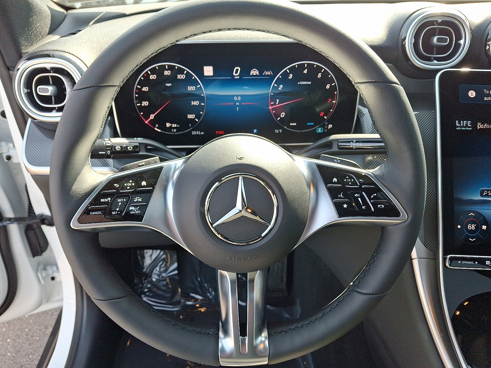 New 2026 Mercedes-Benz GLC 300 4MATIC image 17