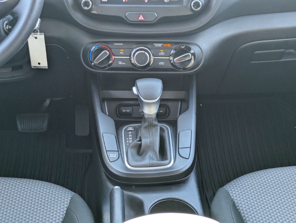 Used 2024 Kia Soul LX w/ Option Group 015 FWD image 19