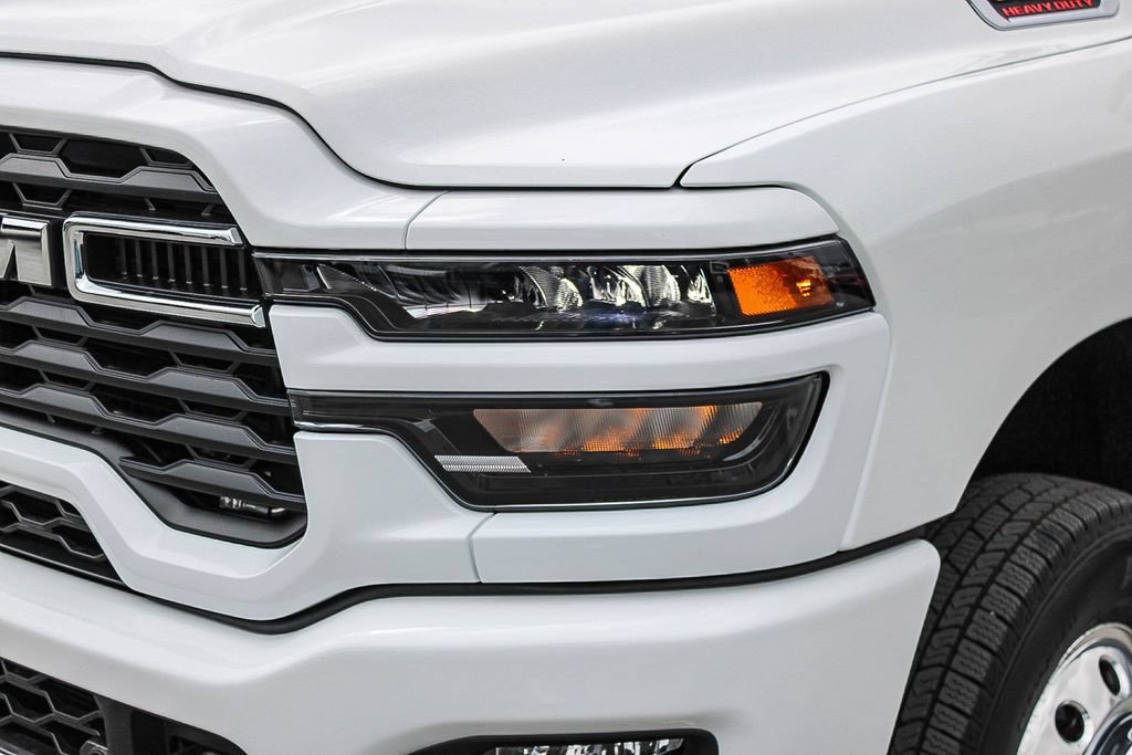 New 2026 RAM 3500 Big Horn AWD/4WD image 5