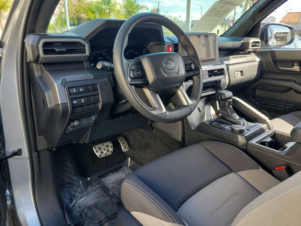 Used 2024 Toyota Tacoma TRD Sport image 16