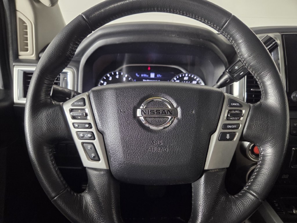 Used 2021 Nissan Titan SV w/ SV Convenience Package AWD/4WD image 17