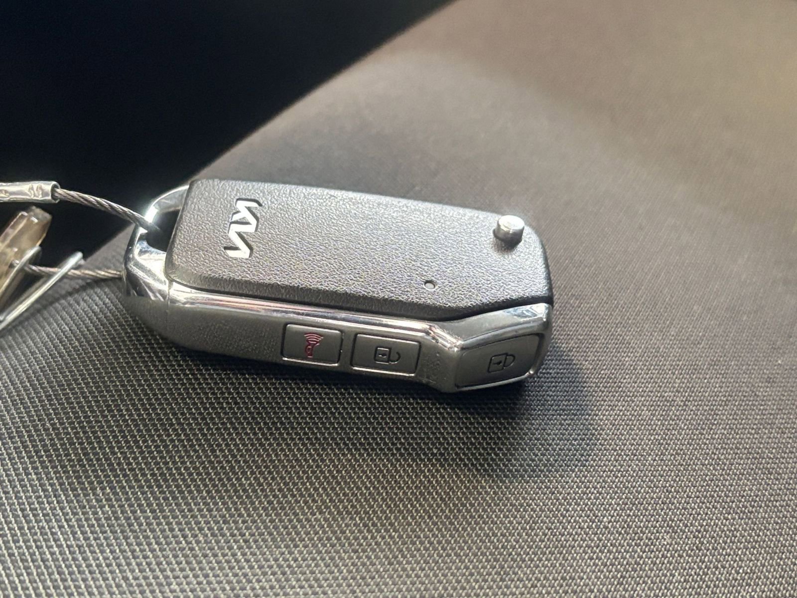 Used 2025 Kia Sportage LX image 21