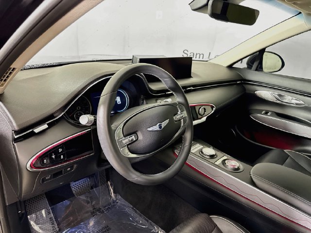 Used 2024 Genesis GV70 2.5T w/ Advanced Package AWD/4WD image 9