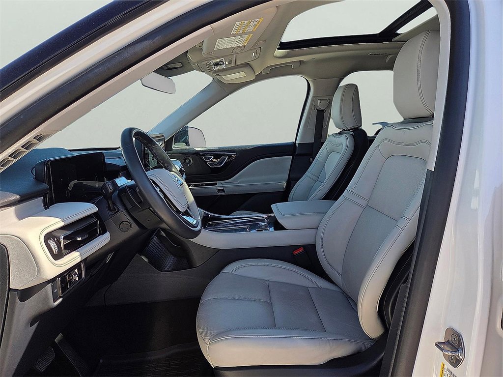 Certified 2025 Lincoln Aviator Reserve w/ Illumination Package image 19