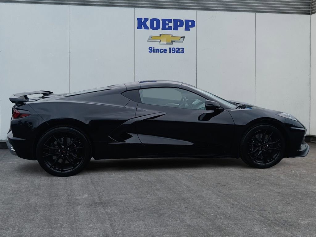 New 2026 Chevrolet Corvette Stingray Preferred Cpe w/ 2LT RWD image 6