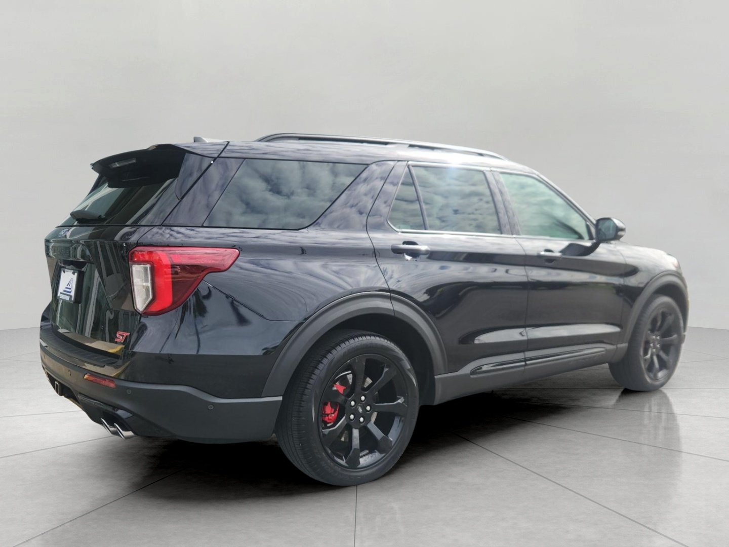 Certified 2023 Ford Explorer ST w/ Equipment Group 401A AWD/4WD image 8