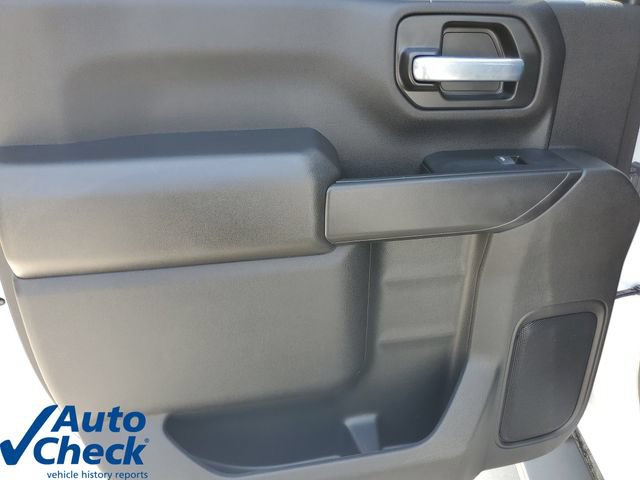 Used 2025 Chevrolet Silverado 2500 Custom w/ Custom Value Package AWD/4WD image 13