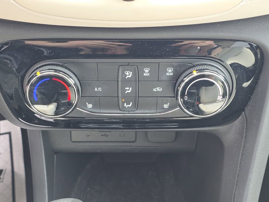 Certified 2023 Buick Encore GX Preferred w/ Cold Weather Comfort Package FWD image 36