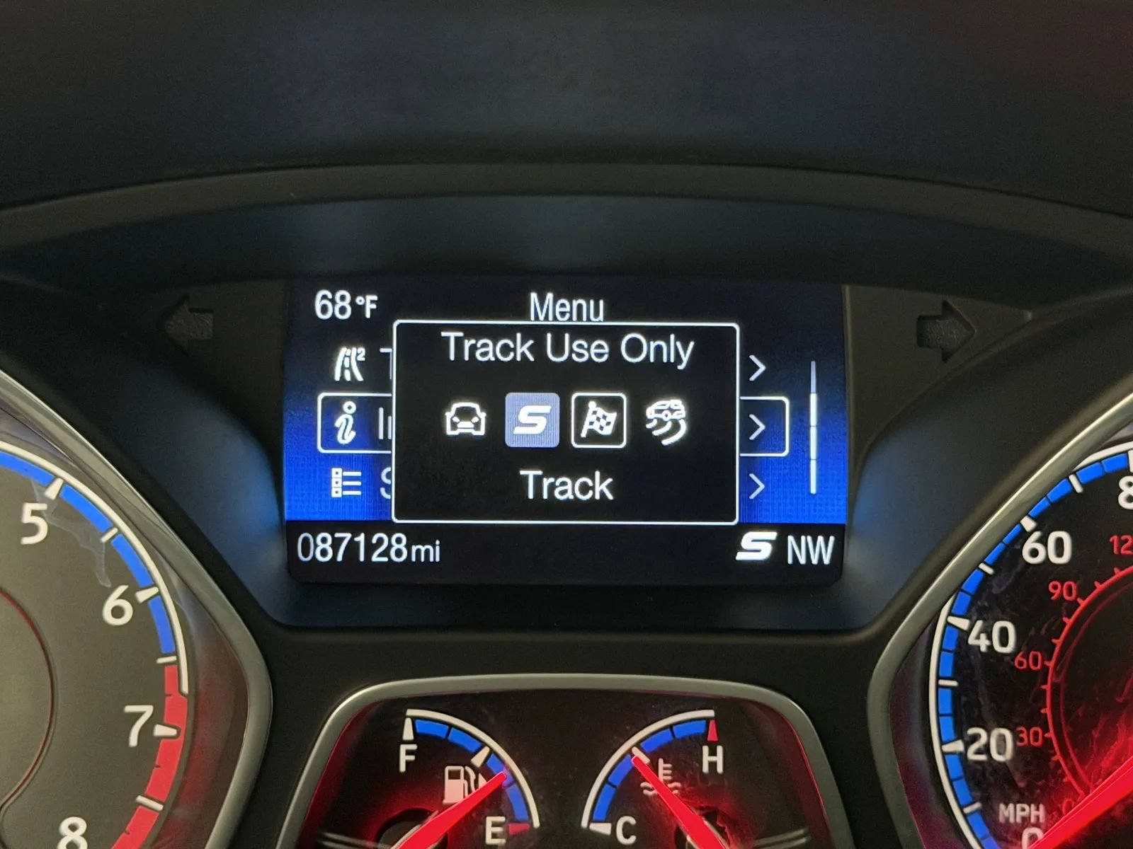 Used 2017 Ford Focus RS AWD/4WD image 9